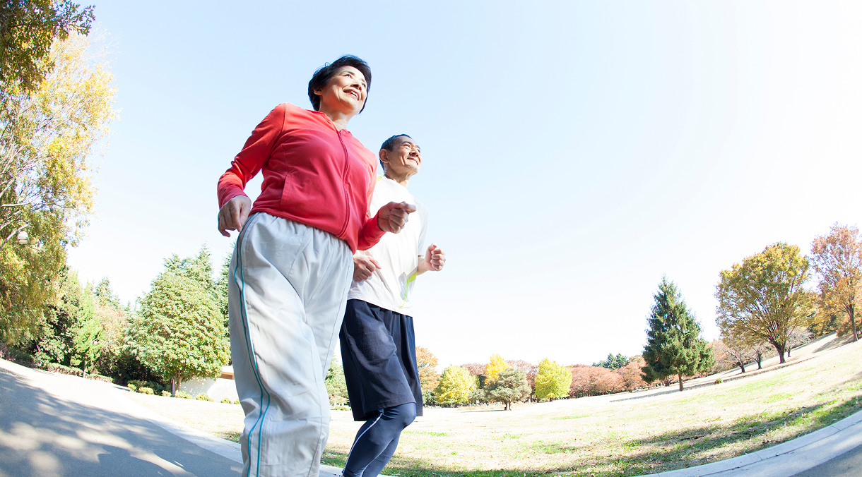 달리기하는 부부